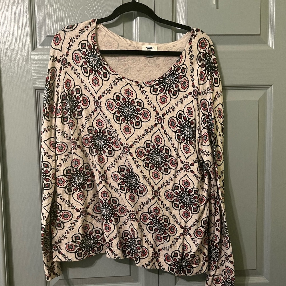 Old Navy | Womens | Tan Sweater with Paisley Pattern